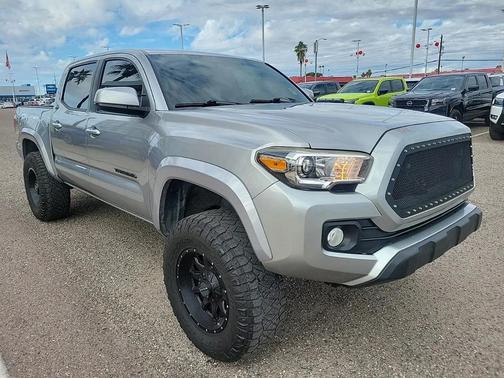 2017 Toyota Tacoma SR5