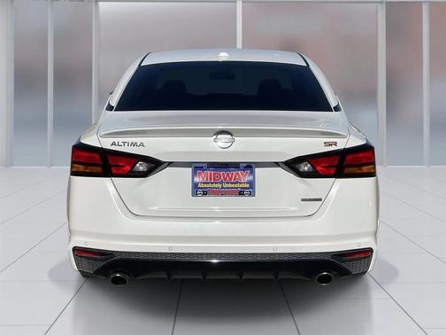 2024 Nissan Altima SR VC-Turbo FWD