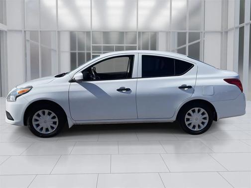 2016 Nissan Versa 1.6 S