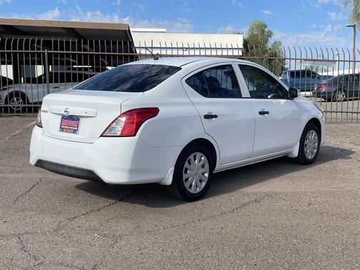 2016 Nissan Versa 1.6 S