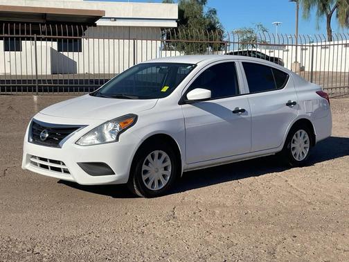 2016 Nissan Versa 1.6 S