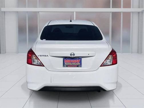 2016 Nissan Versa 1.6 S