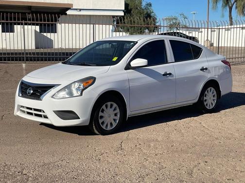 2016 Nissan Versa 1.6 S