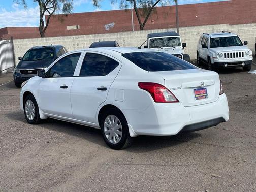 2016 Nissan Versa 1.6 S