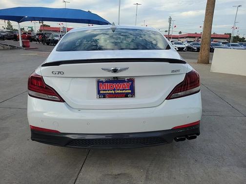 2020 Genesis G70 2.0T RWD