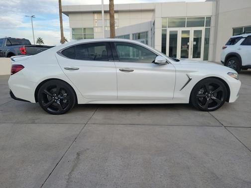 2020 Genesis G70 2.0T RWD