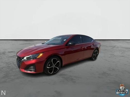 2023 Nissan Altima SR FWD