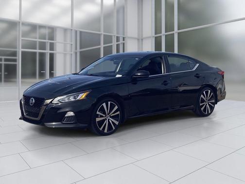 Super Black 2021 Nissan Altima SR FWD