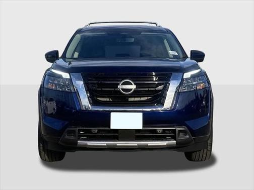 2025 Nissan Pathfinder SL FWD