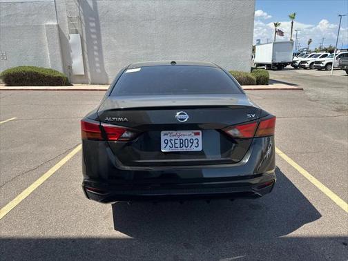 2022 Nissan Altima 2.5 SV