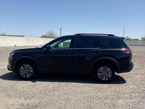 2025 Nissan Pathfinder SV FWD