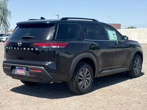 2025 Nissan Pathfinder SV FWD