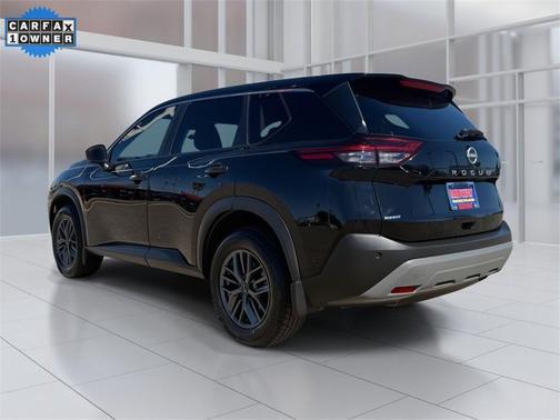 2022 Nissan Rogue S