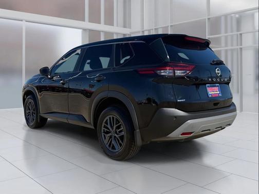 2022 Nissan Rogue S