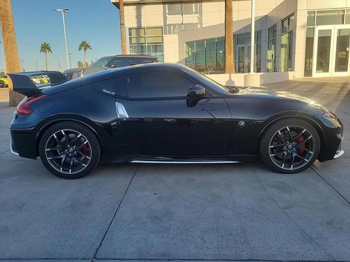 2017 Nissan 370Z NISMO Tech