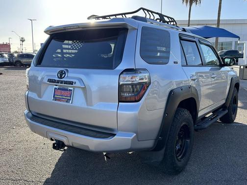 Classic Silver Metallic 2019 Toyota 4Runner SR5