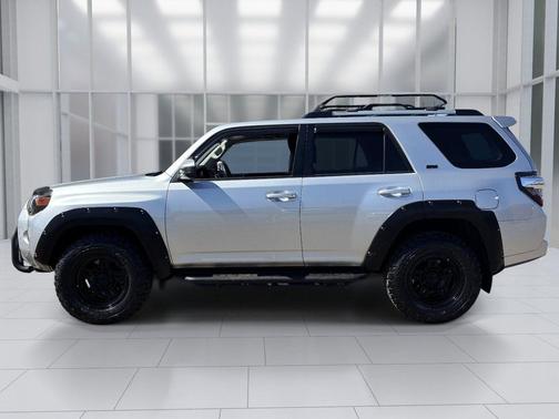 Classic Silver Metallic 2019 Toyota 4Runner SR5