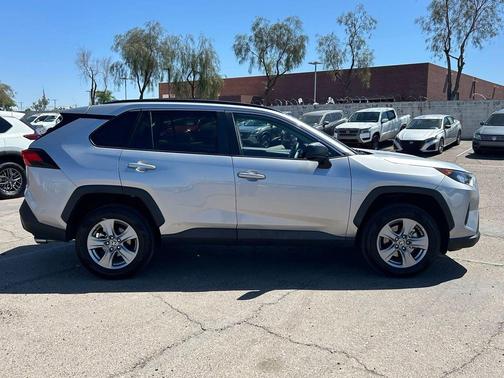 Silver Sky Metallic 2022 Toyota RAV4 Hybrid LE