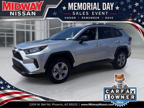 Silver Sky Metallic 2022 Toyota RAV4 Hybrid LE