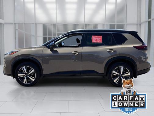Baja Storm Metallic/Super Black 2024 Nissan Rogue SL
