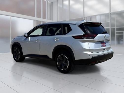Brilliant Silver Metallic 2025 Nissan Rogue SV