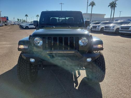 2022 Jeep Gladiator Sport S