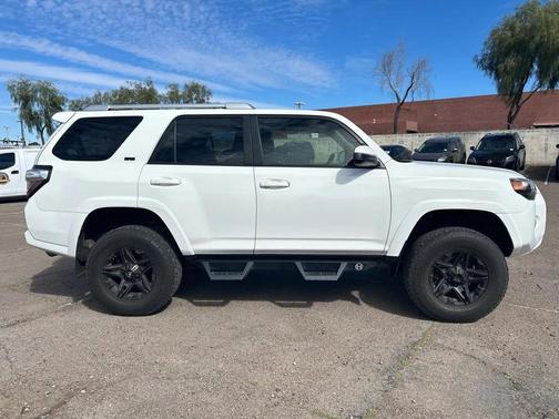 2017 Toyota 4Runner SR5