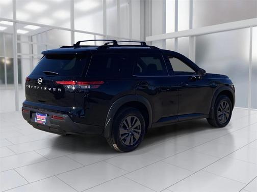 2025 Nissan Pathfinder SV FWD