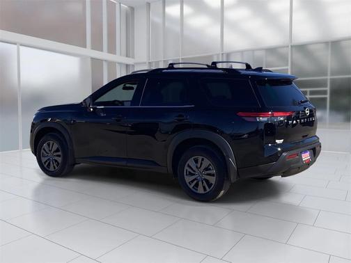 2025 Nissan Pathfinder SV FWD