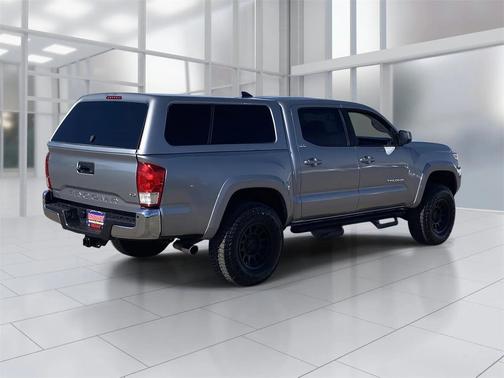 2017 Toyota Tacoma SR5