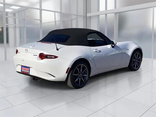 2022 Mazda MX-5 Miata Grand Touring
