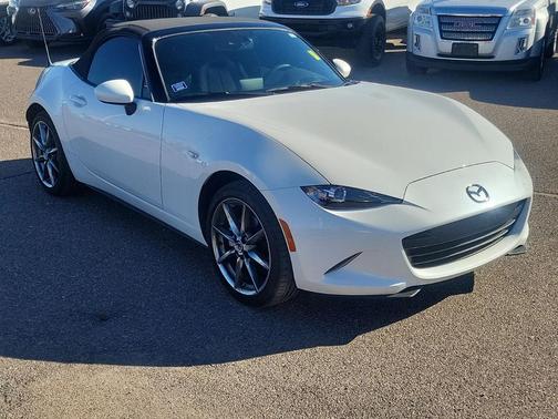 2022 Mazda MX-5 Miata Grand Touring