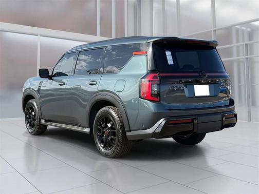 2025 Nissan Armada PRO-4X 4WD