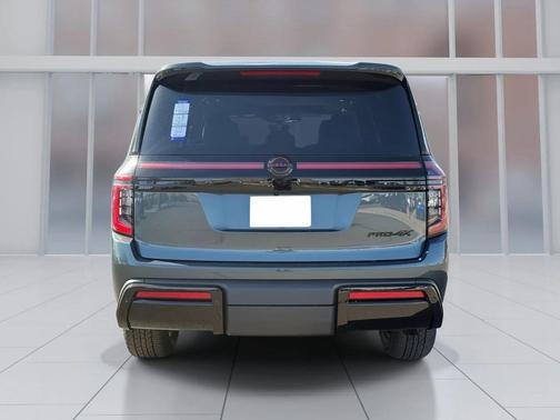 2025 Nissan Armada PRO-4X 4WD