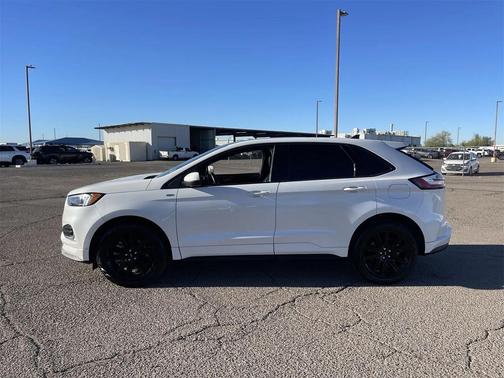 2022 Ford Edge ST Line