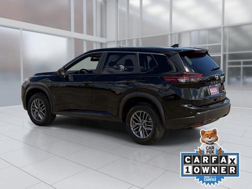 Super Black 2024 Nissan Rogue S