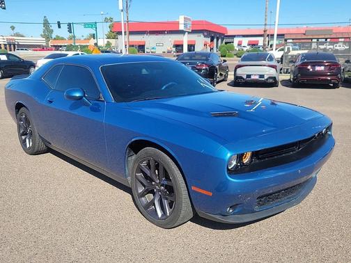 2021 Dodge Challenger SXT