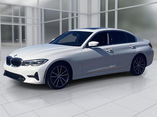 2019 BMW 330 330i