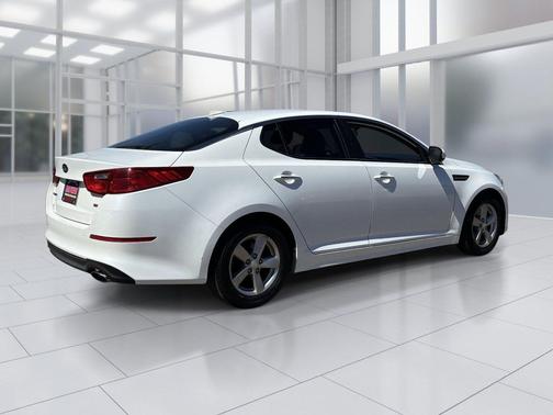 Snow White Pearl 2015 Kia Optima LX