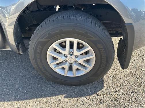 2021 Nissan Frontier SV
