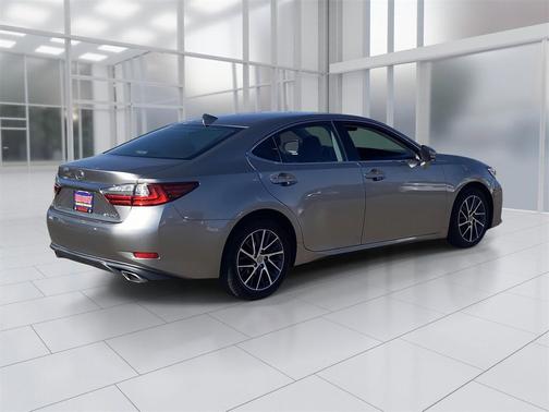 2016 Lexus ES 350 Base