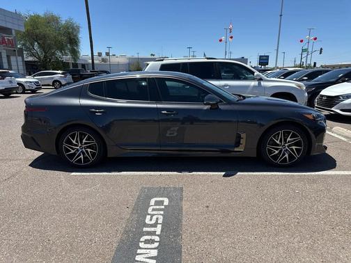2023 Kia Stinger GT-Line
