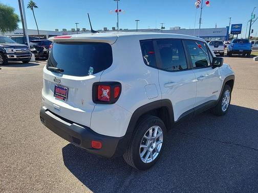 2023 Jeep Renegade Latitude