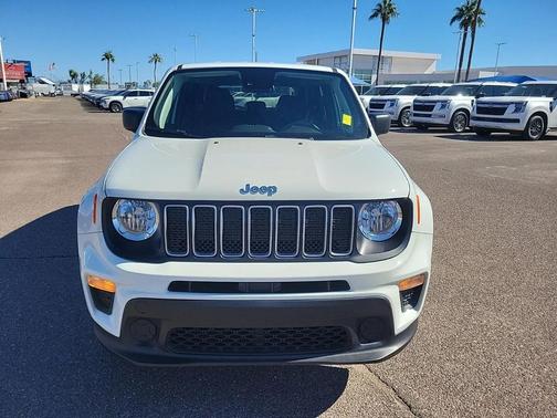 2023 Jeep Renegade Latitude