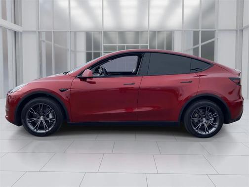 2025 Tesla Model Y Long Range Dual Motor All-Wheel Drive
