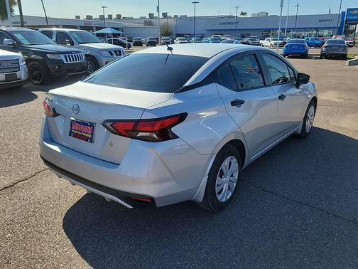 2024 Nissan Versa 1.6 S