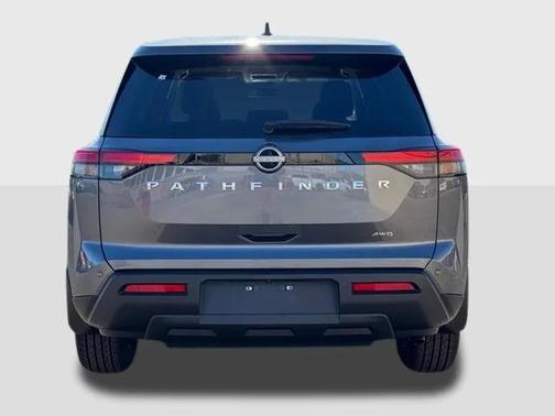 2025 Nissan Pathfinder S 4WD