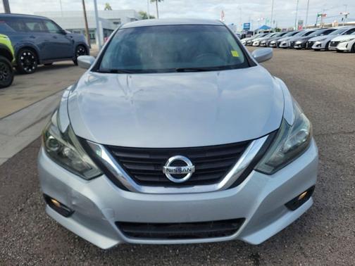 2016 Nissan Altima 2.5 SR
