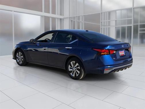 2020 Nissan Altima S FWD
