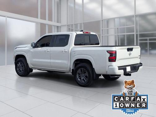 Glacier White 2026 Nissan Frontier SV